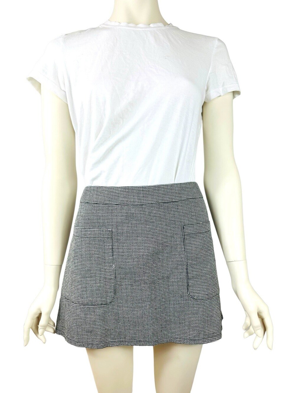 LF Seek The Label Mini Skirt Women's Medium Houndstooth Plaid Black White Pocket